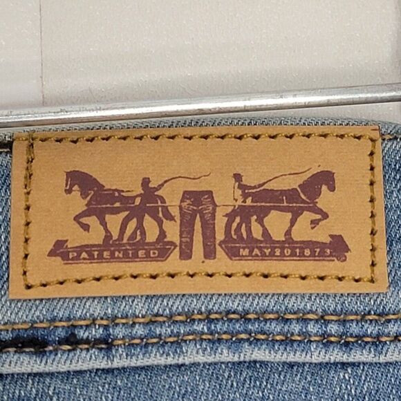 Levi's Women's Boyfriend Straight Jeans Size 27 Medium Wash Blue Denim 29x26 - Picture 7 of 13